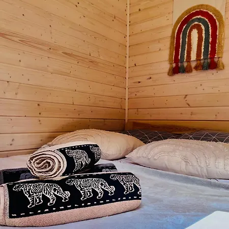 Apartament Przystanek *